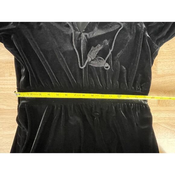 Chelsea & Violet Women's Size M Black Mini Dress Velvet Long Sleeve Lace - Picture 9 of 9